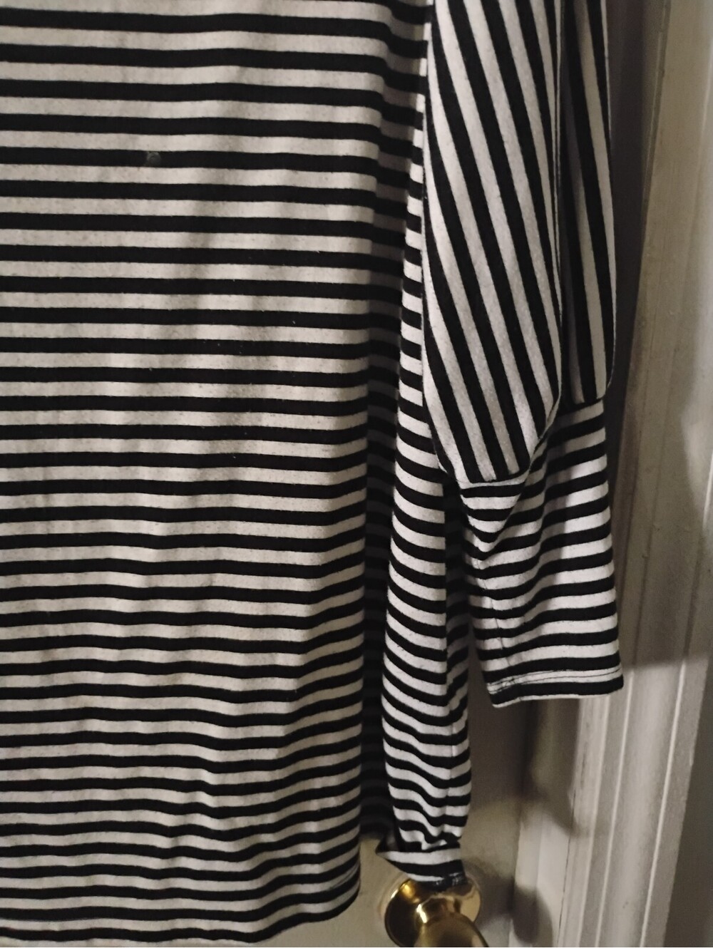 Everly Drive Black White Striped Boatneck Top 3/4 Sleeve Button Shoulder L - Picture 5 of 11
